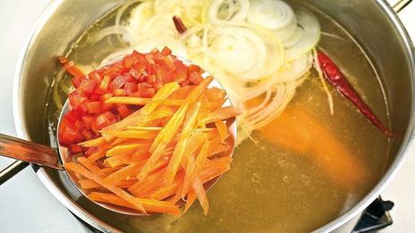 борщ с помидорами