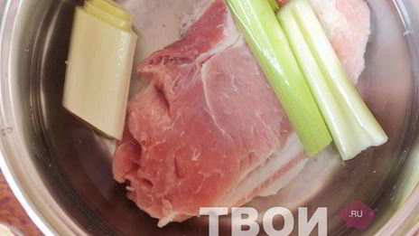 борщ со свининой