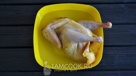 зеленый борщ со щавелем и яйцом