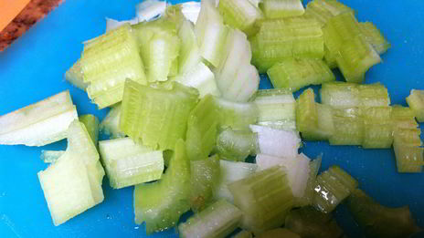 зеленый борщ со щавелем