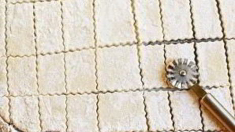 куриный бульон с клецками