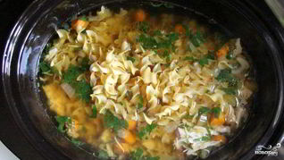 Куриный бульон с вермишелью