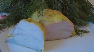 Куриные грудки в бульоне