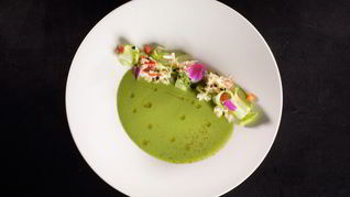 Гаспачо огуречный с крабом