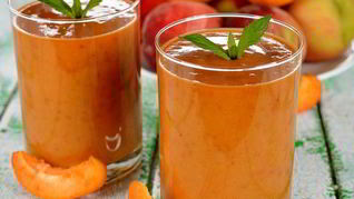 Гаспачо с персиками