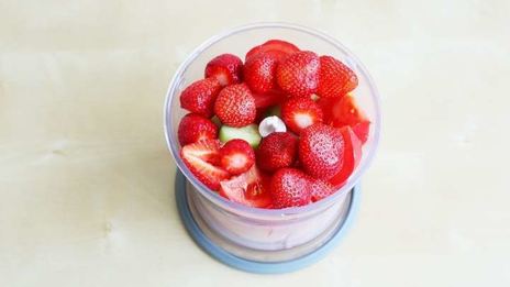 холодный клубничный гаспачо