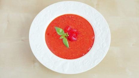холодный клубничный гаспачо