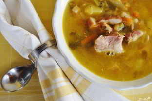 Гороховый суп с беконом