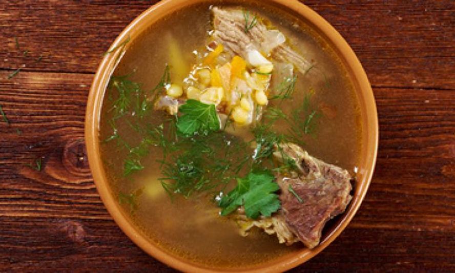 Рецепт горохового супа с говяжьими ребрышками