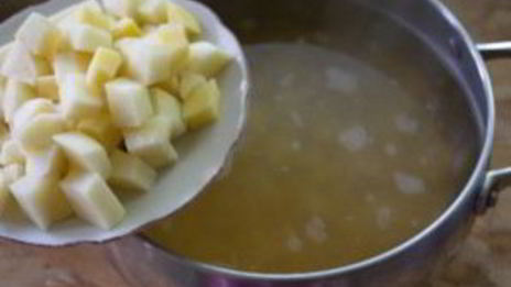 гороховый суп с копченым салом