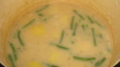 гороховый суп с зеленой фасолью