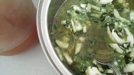 холодник на квасе со шпинатом