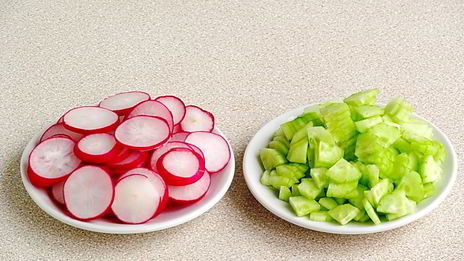 холодник со щавелем