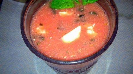 холодный арбузный суп с сыром фета