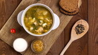 Холодный щавелевый суп с картофелем