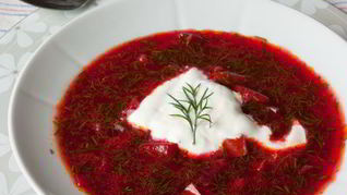 Холодный суп из свеклы и сладкого перца