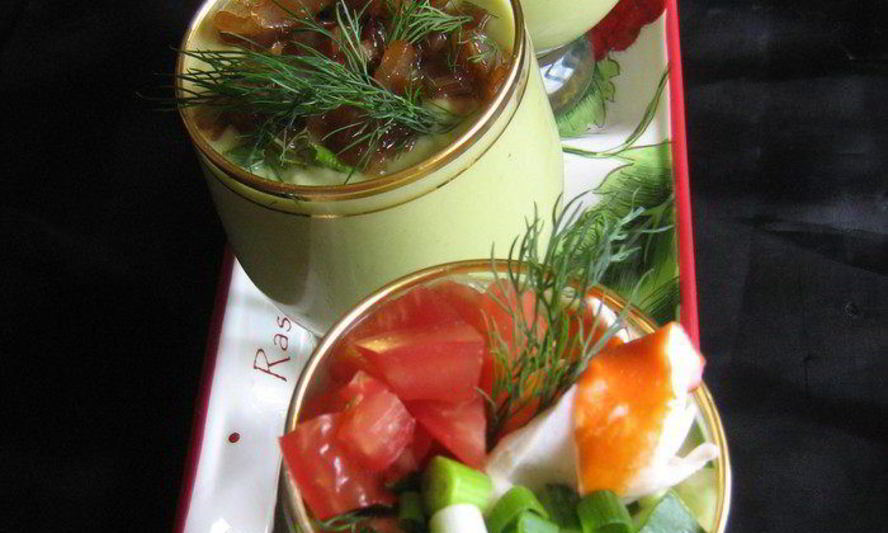 Рецепт холодного супа-пюре авокадо и компания