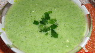 Холодный суп-пюре из листьев белой свеклы