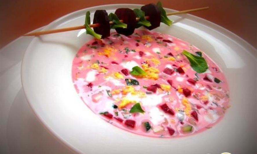 Рецепт летнего холодного супа со свеклой