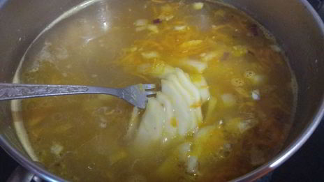 куриный суп с домашней лапшой