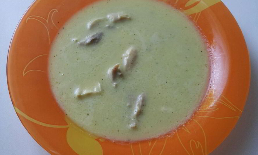 Рецепт куриного супа с карри и кабачками