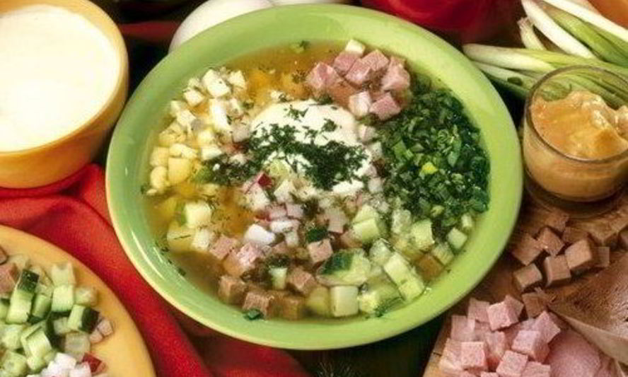 Рецепт мясной окрошки со свежим огурцом