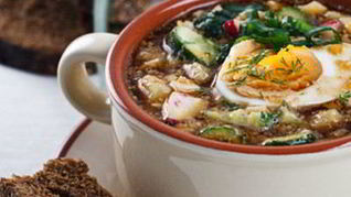 Окрошка мясная на квасе