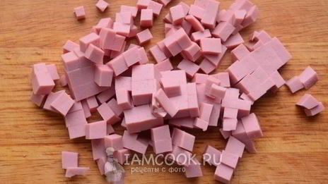 окрошка на майонезе с колбасой