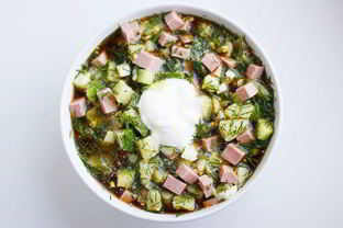 Окрошка с картофелем и колбасой