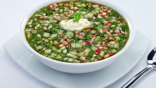 Окрошка с колбасой на квасе классическая