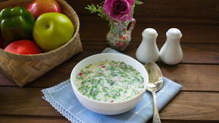 Окрошка с копченой грудкой