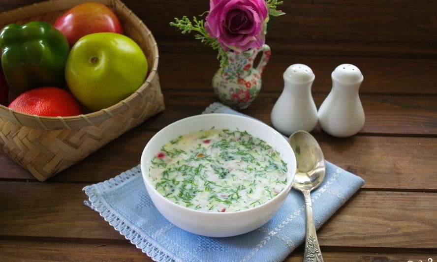 Рецепт окрошки с копченой грудкой