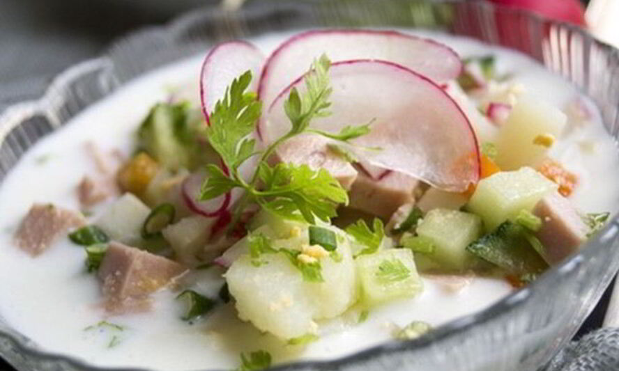 Рецепт окрошки с водой, сметаной и редисом