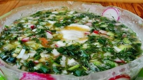 окрошка сборная мясная в ледяной чаше