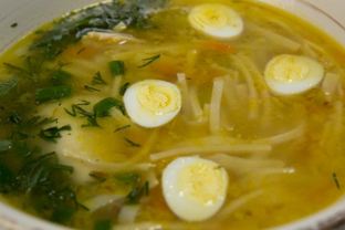 Куриный суп с лапшой и овощами