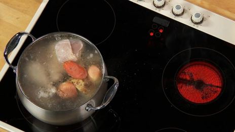 куриный суп с лапшой и овощами