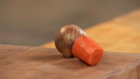 куриный суп с лапшой и овощами