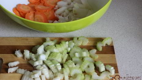 куриный суп с овощами и фарфалле