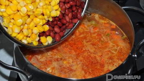 куриный суп с овощами по-мексикански