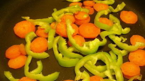 легкий суп из летних овощей с рисом