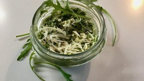 минестроне с рисом и песто из руколы