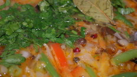 овощной суп с грибами и баклажаном