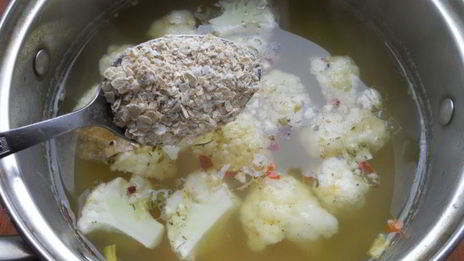 овощной суп с цветной капустой и фрикадельками