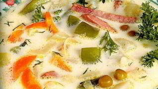 Овощной суп с ветчиной и сыром