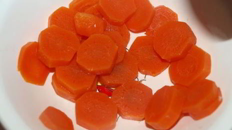 суп из форели с плавленным сыром и овощами