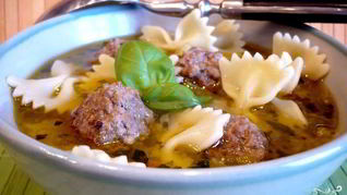 Суп с фрикадельками и овощами