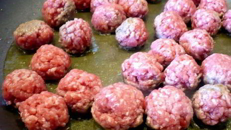 суп с овощами и фрикадельками