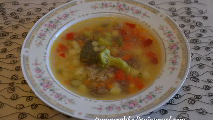 Суп с вермишелью