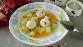 Простой суп с фрикадельками