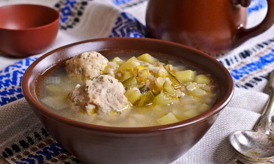 Рецепт легкого рассольника с фрикадельками